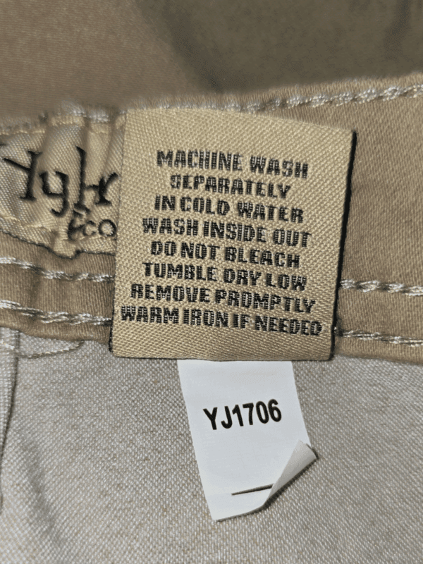 Hybrid & Co. Beige Bootcut Jeans – SIZE 20 - Image 6
