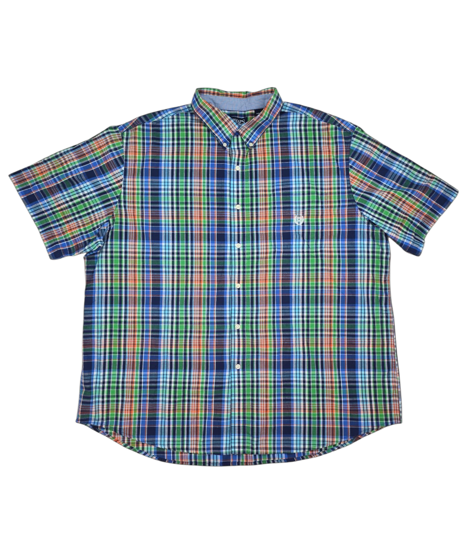 Front view of Chaps Easy Care multicolored short sleeve button-up shirt in men’s Big & Tall size 3XB showing collar, button placket, and chest pocket.