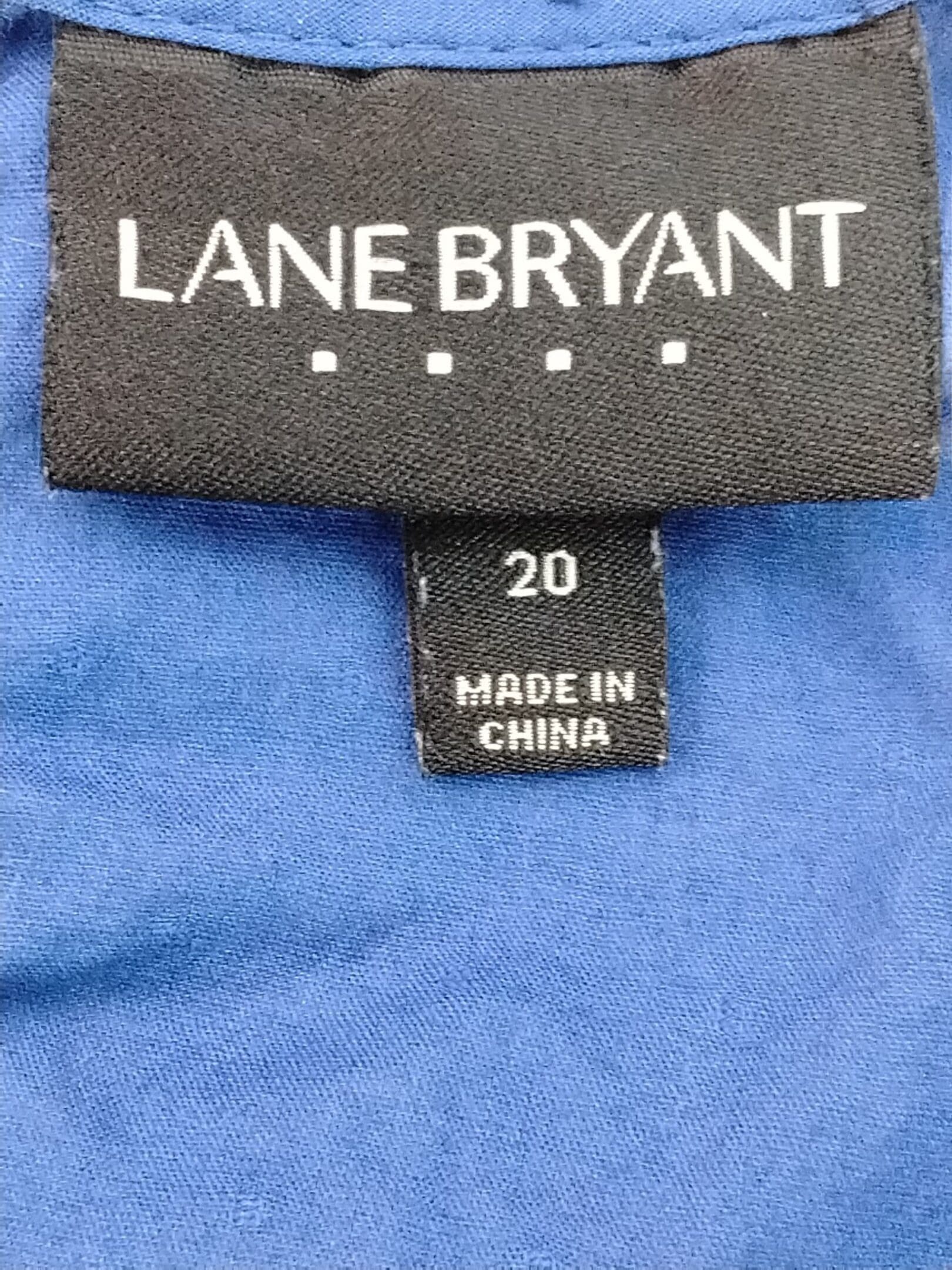 Lane Bryant brand and size tag on blue textured dobby dot tank top women’s plus size 20