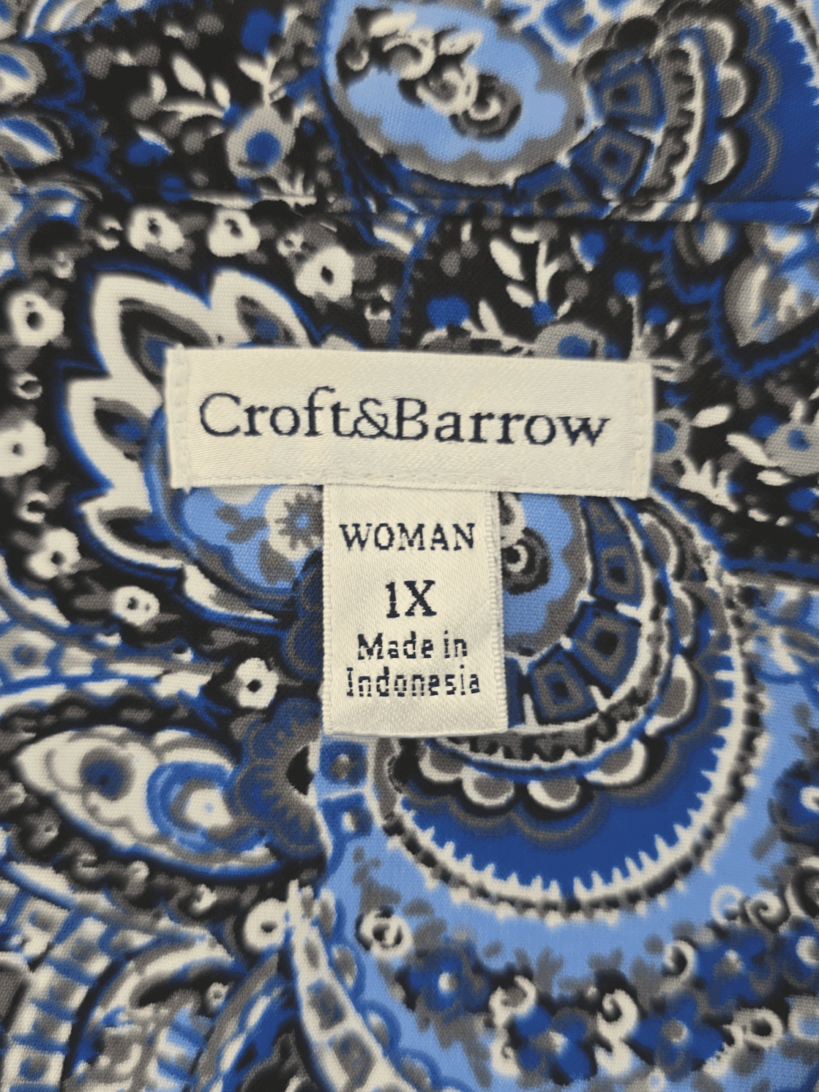Clothing label showing brand Croft & Barrow, size 1X, made in Indonesia.