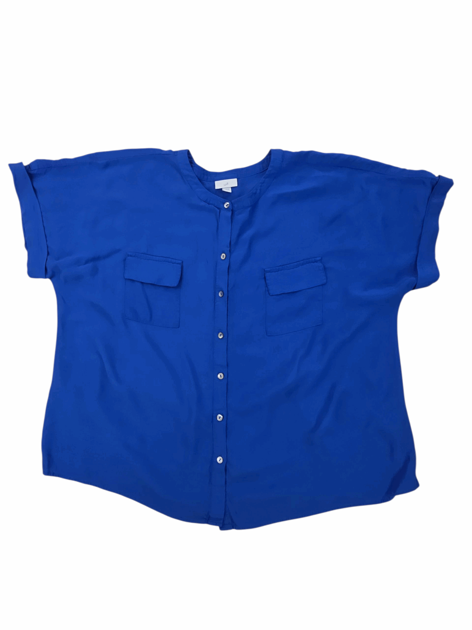 Blue button-up blouse with short sleeves and two front pockets.