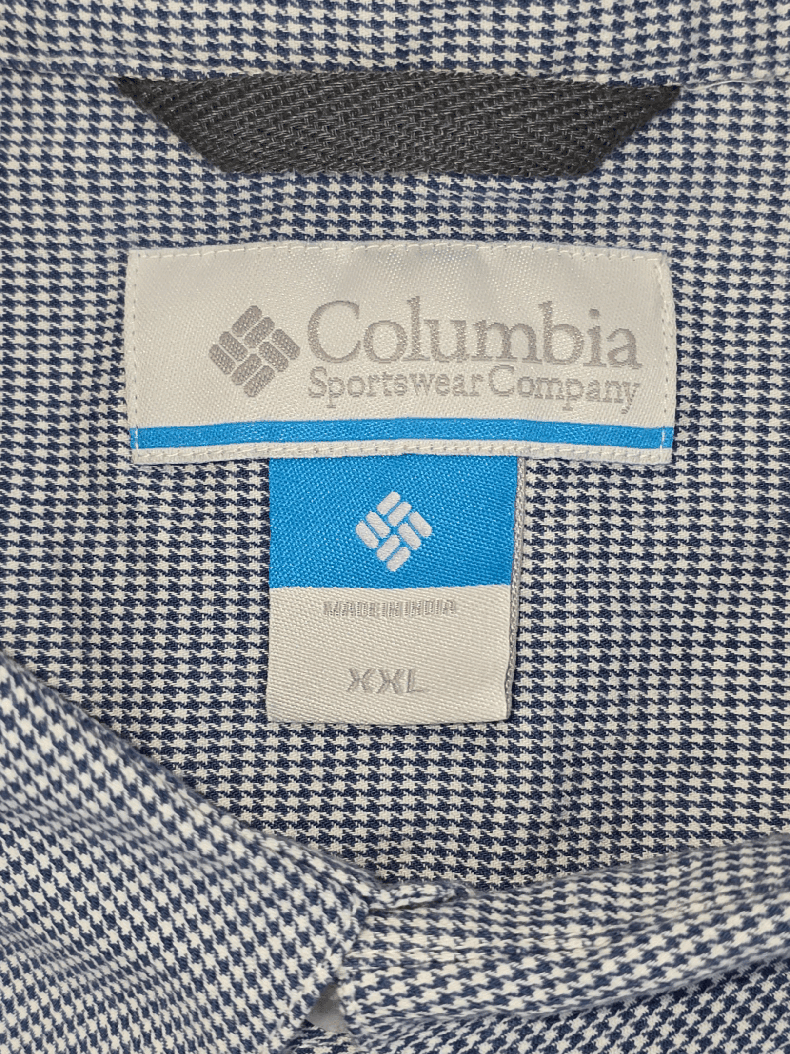 Columbia brand and size tag on blue and white micro-houndstooth cotton stretch button-up shirt men’s size XXL