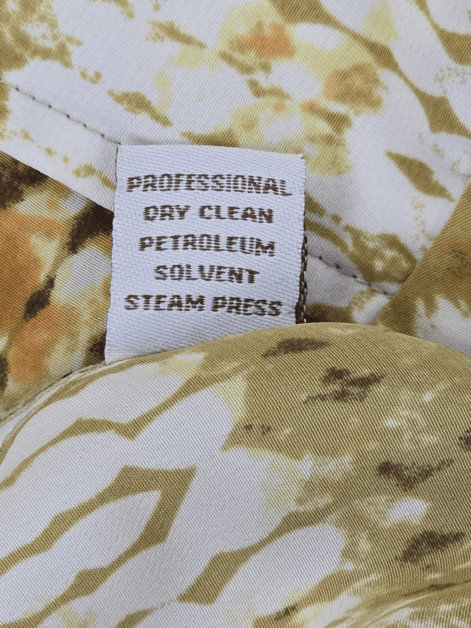 Silver Silk Casual snake print short sleeve shirt care instructions label