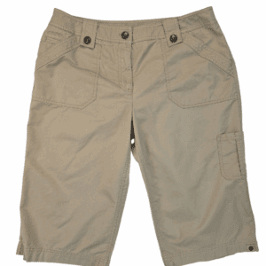 Jones New York khaki Bermuda shorts with multiple pockets women’s size 14 – front view