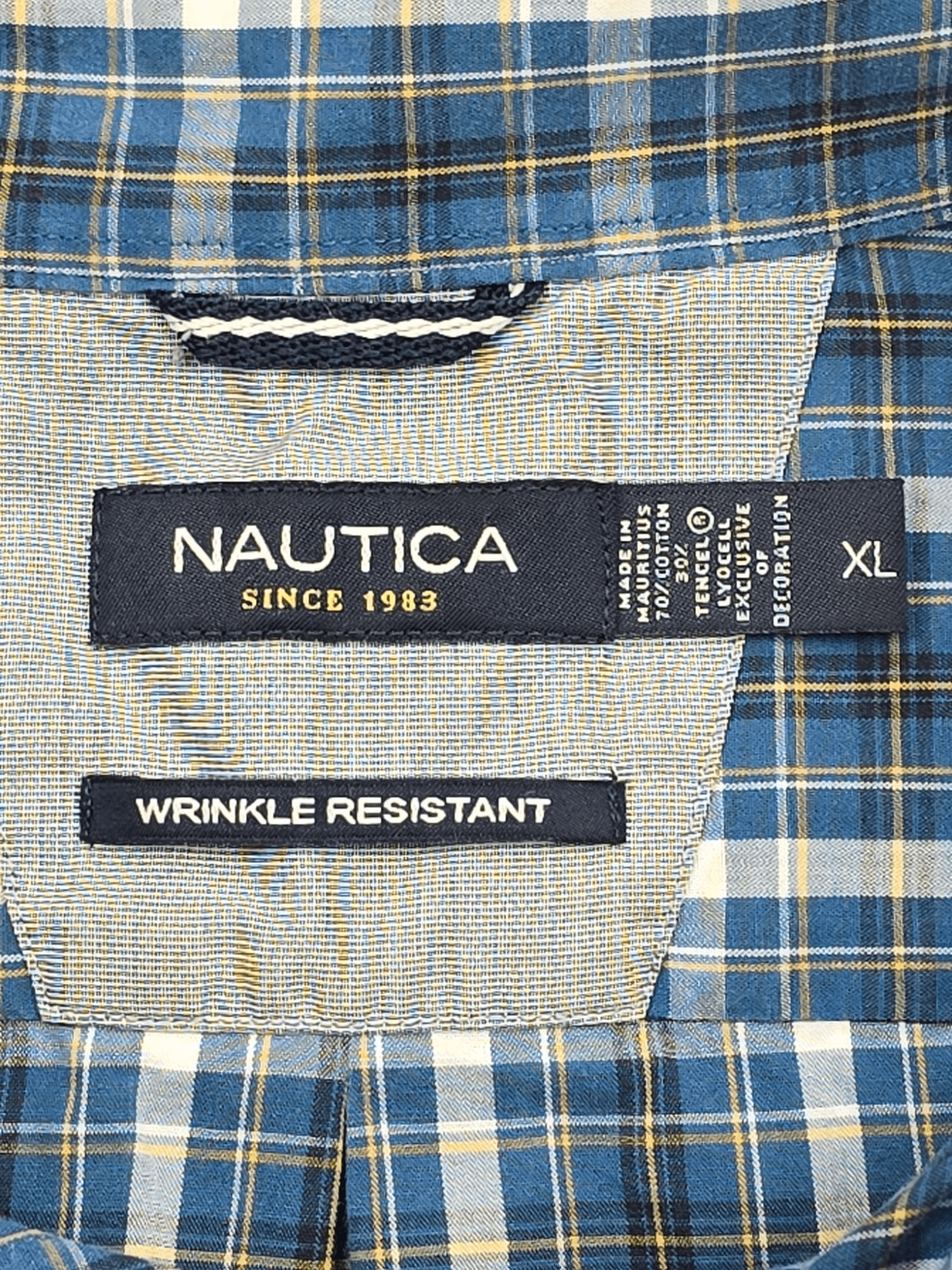 Nautica brand and size XL clothing tag