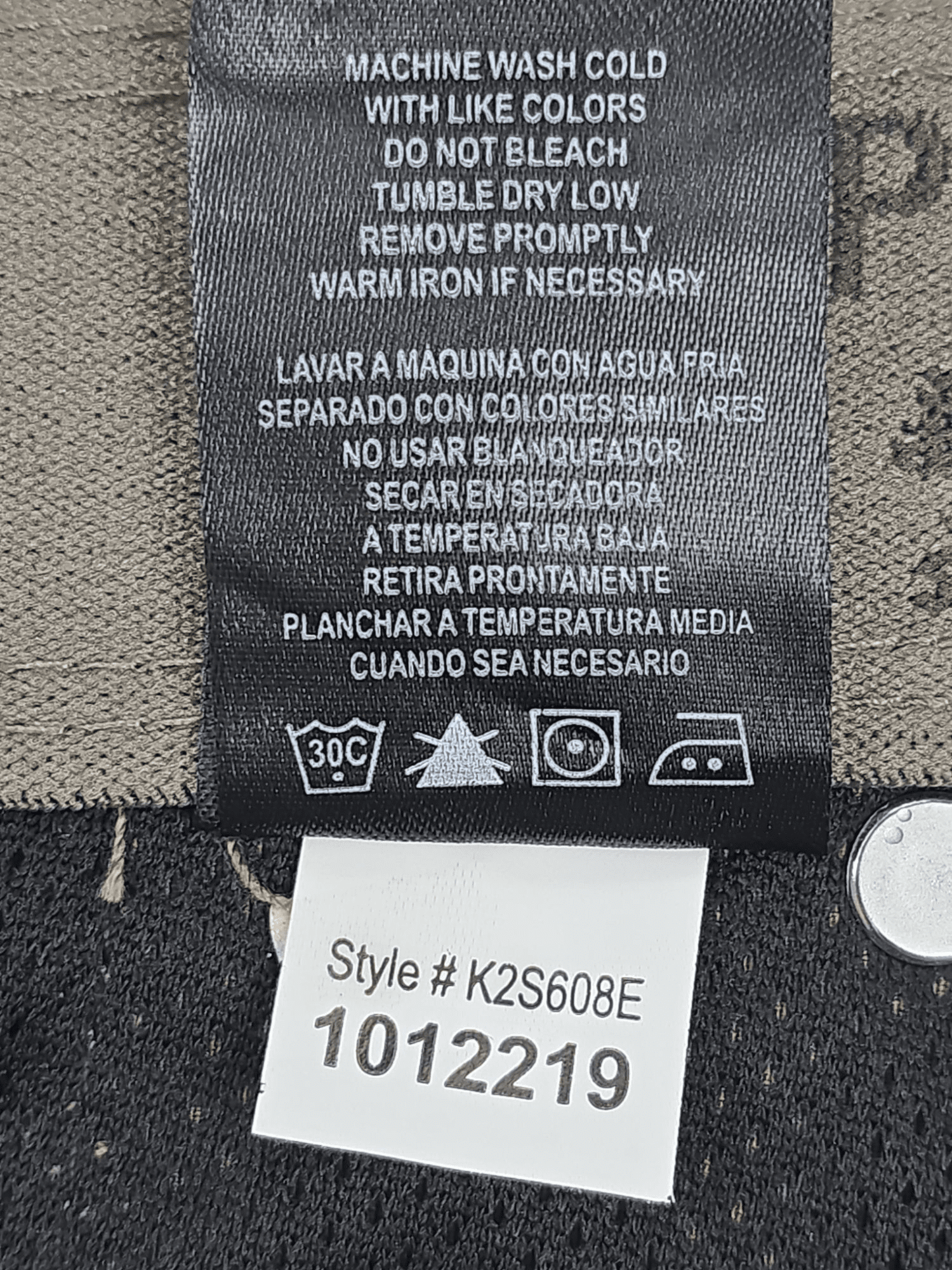 Material and Care Tag for Copper & Oak Green Utility Comfort Flex Shorts Size 44W – Cotton Spandex Blend Machine Washable