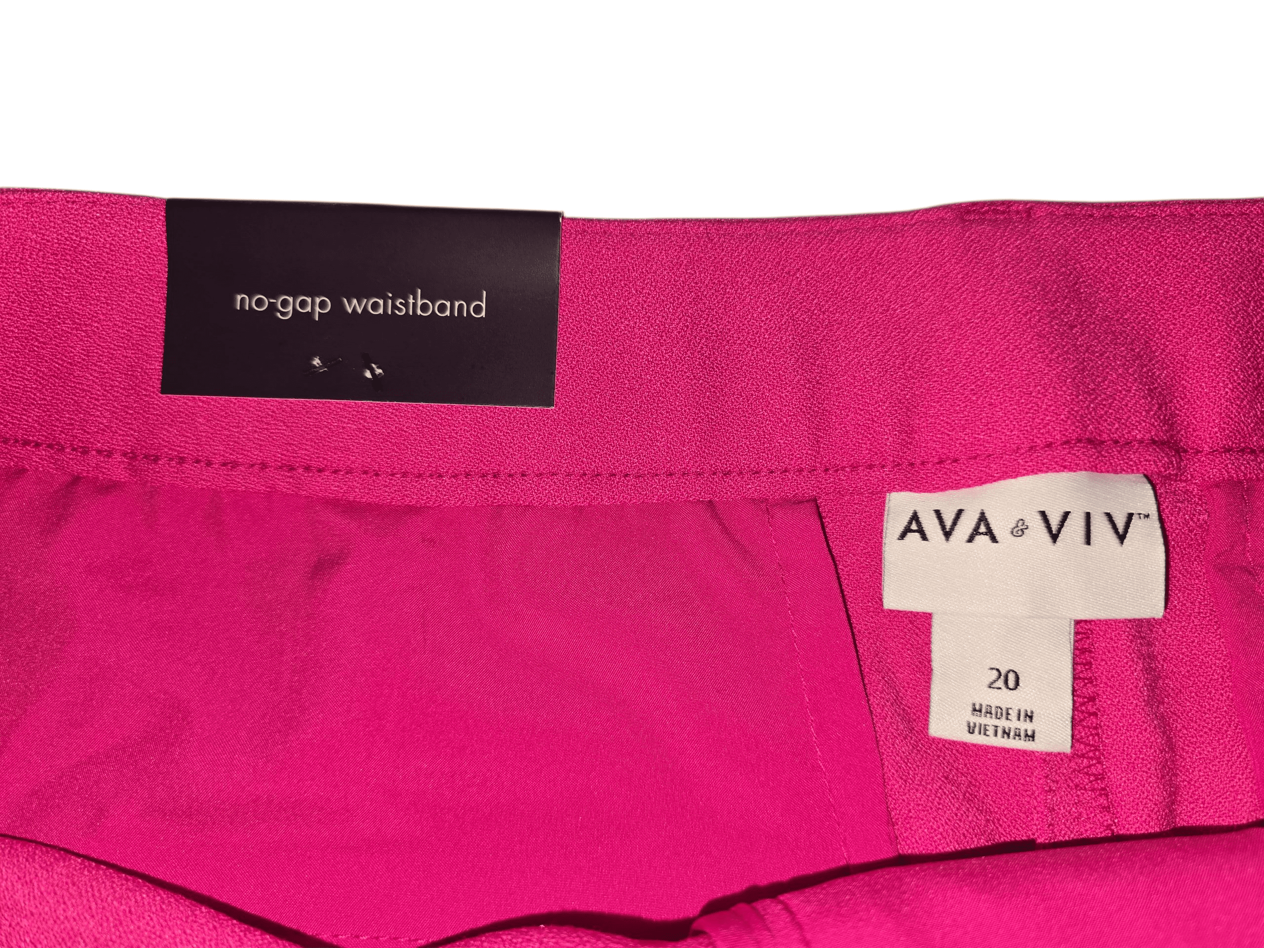 Ava & Viv brand and size 20 clothing label