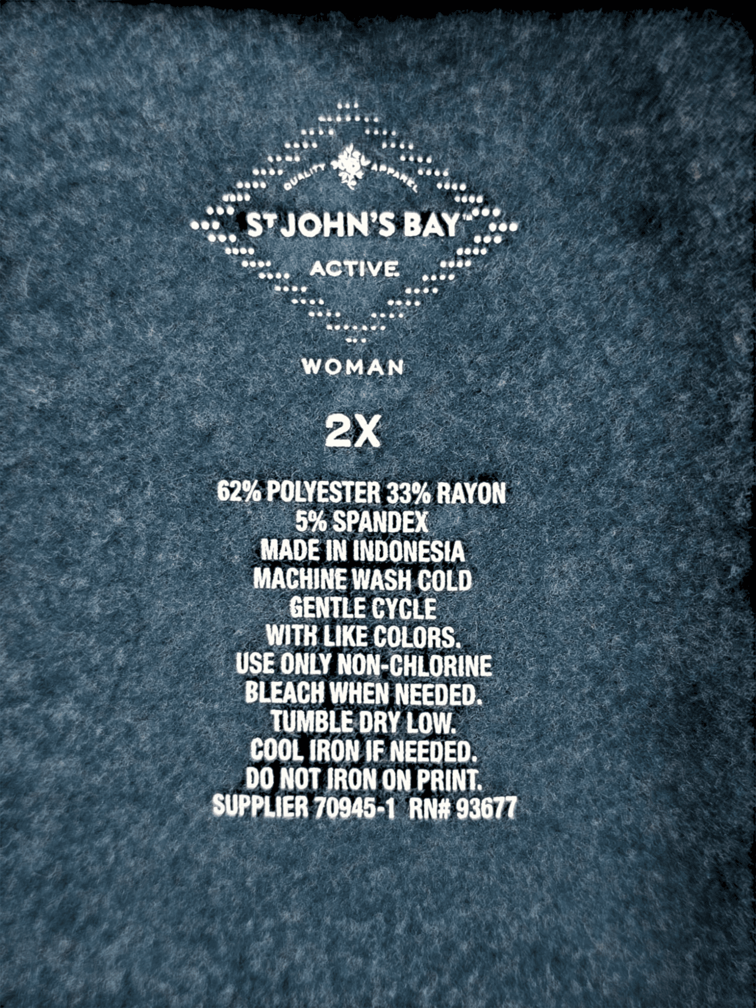 St. John’s Bay brand and size 2X clothing label