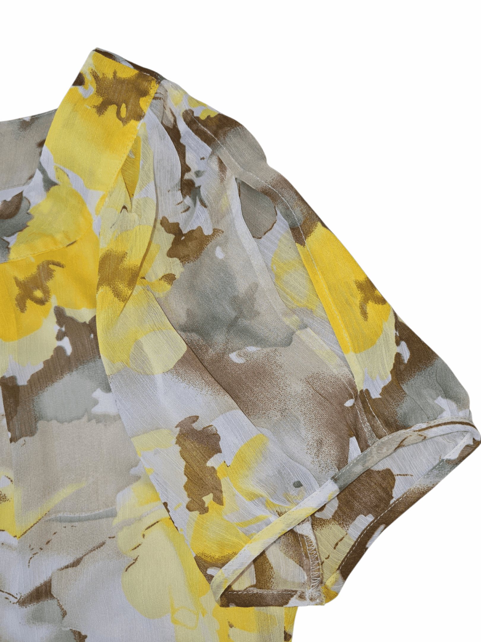 Close-up of split sleeve opening on Sarah Michelle Woman women’s size 1X floral chiffon pullover top