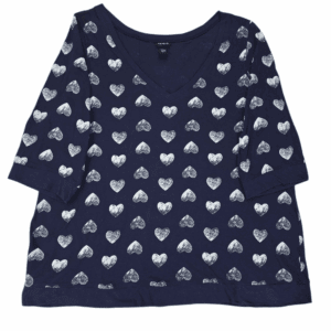 Front view of Torrid navy blue heart print 3/4 sleeve pullover T-shirt size 4