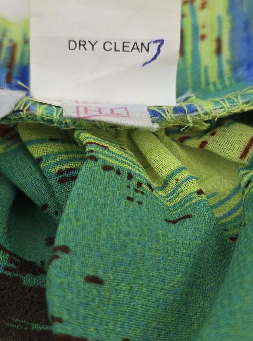 Back view of Erica Brooke Collection women’s size 22 ruffled kimono top