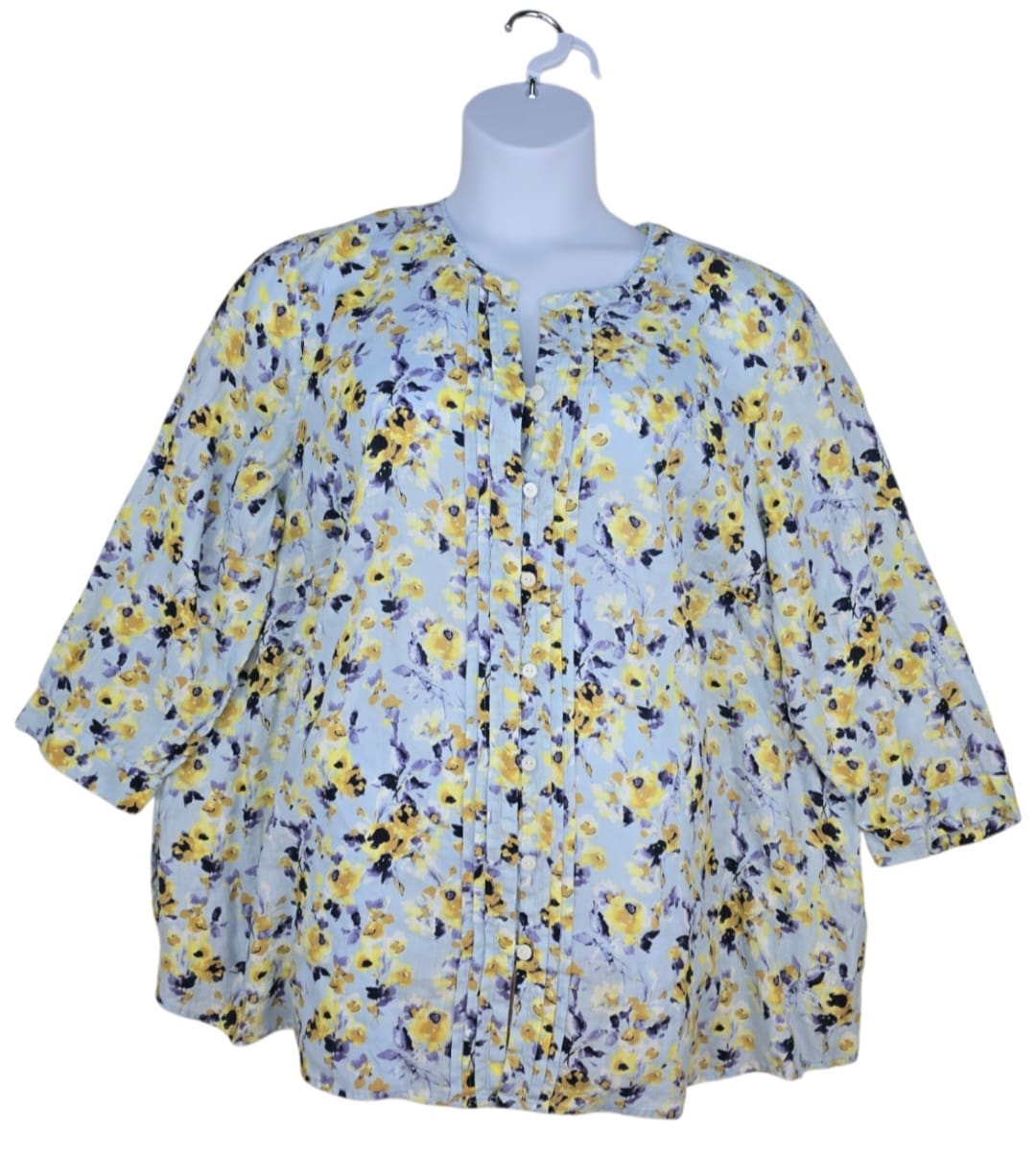 J. Jill Women’s 2X Love Linen sky blue floral button-up top front view
