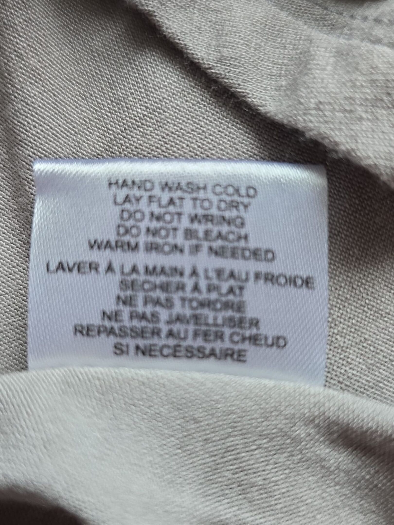 Belldini hand wash care label