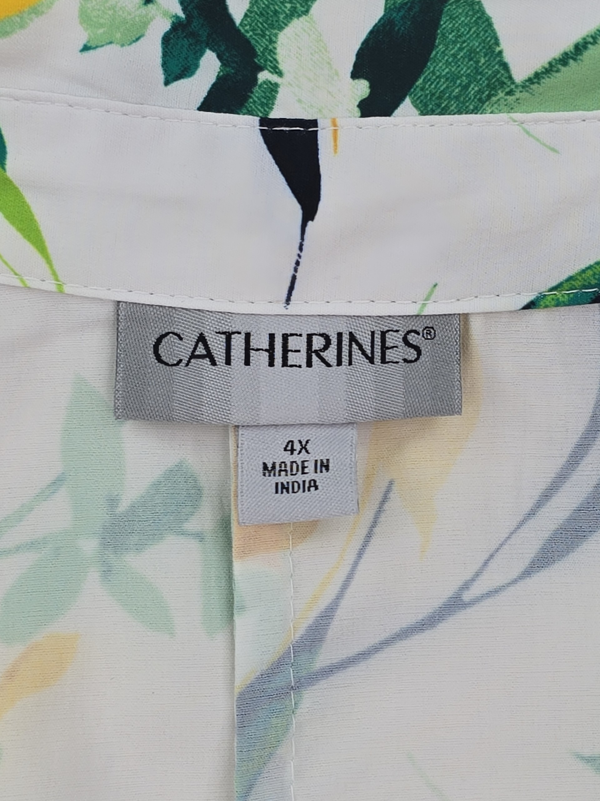 Catherines brand and size 4X tag inside blouse