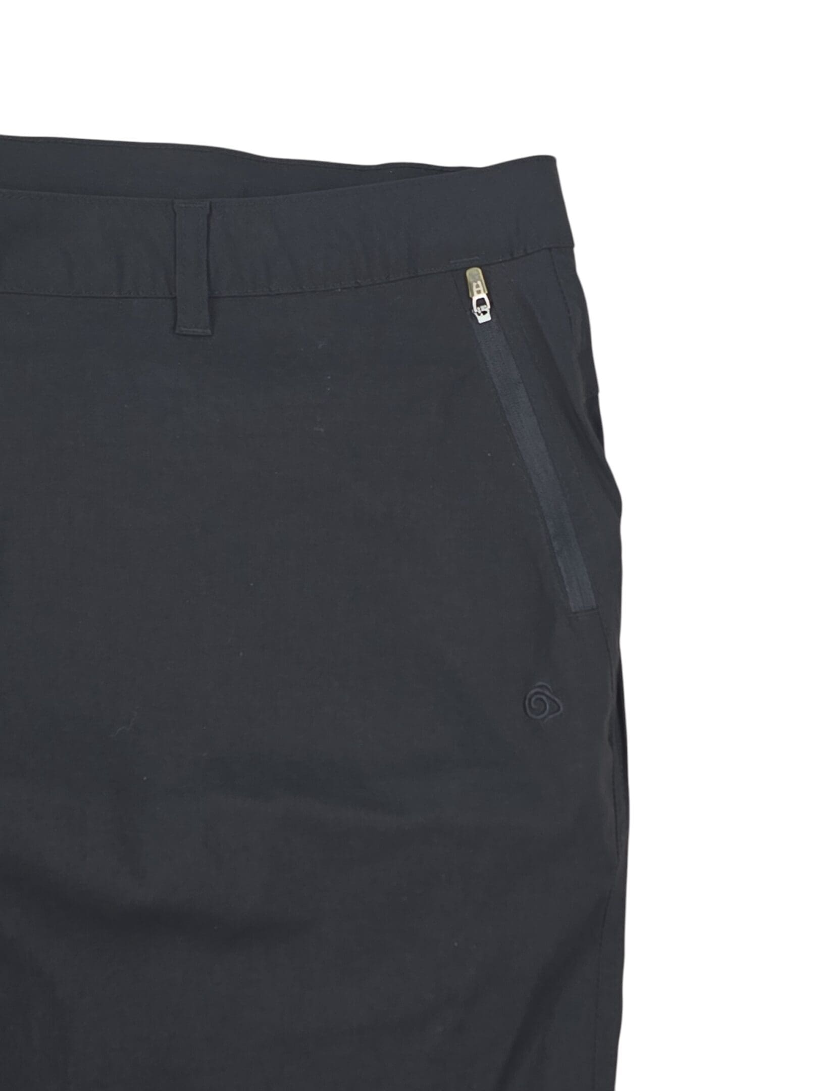 Craghoppers women’s shorts zip pocket detail