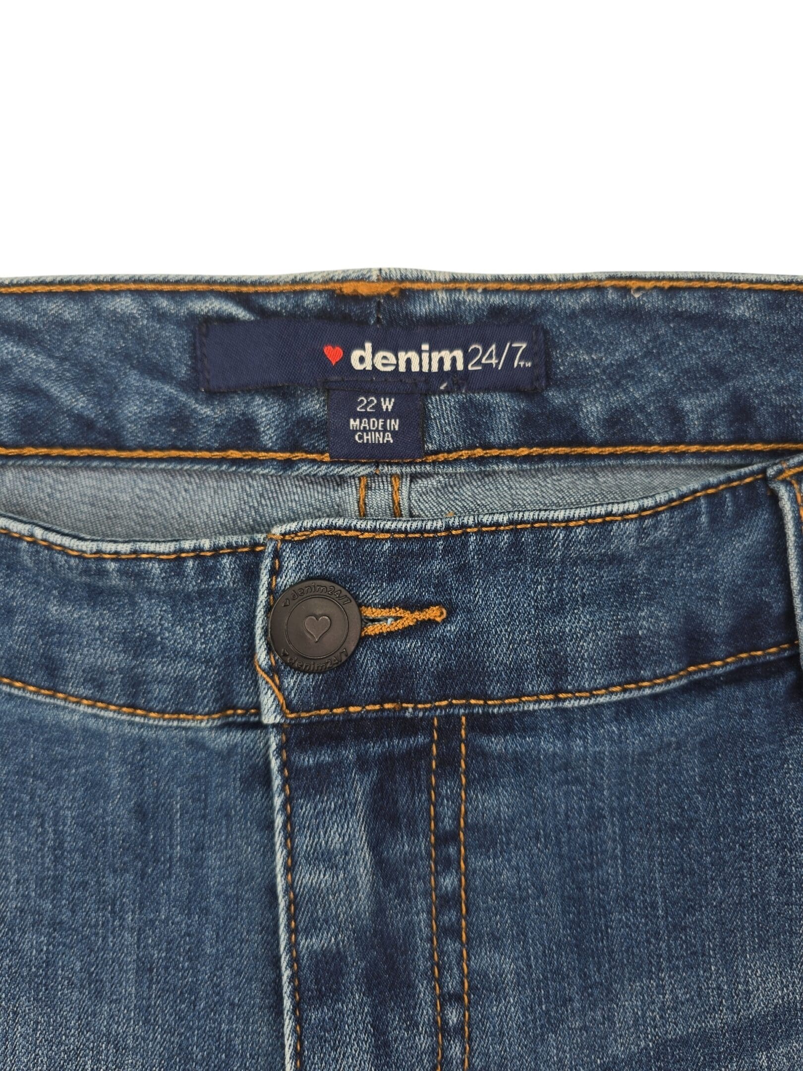 Denim 24/7 women’s jeans brand and size tag 22W