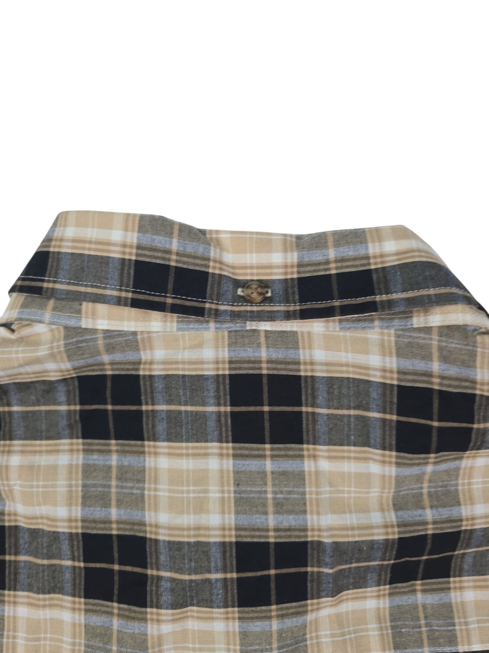 Roundtree & Yorke men’s plaid 2XLT shirt collar detail button down