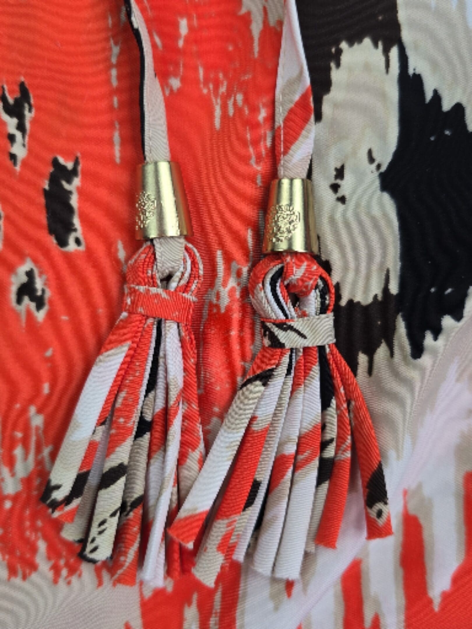 Vince Camuto caftan top tassel tie detail orange and brown