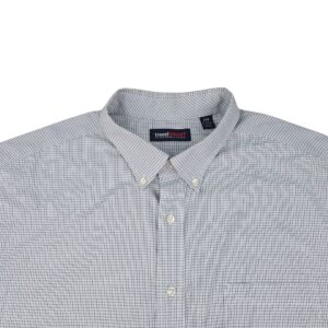 Travel Smart Roundtree & Yorke grid pattern button up shirt close up